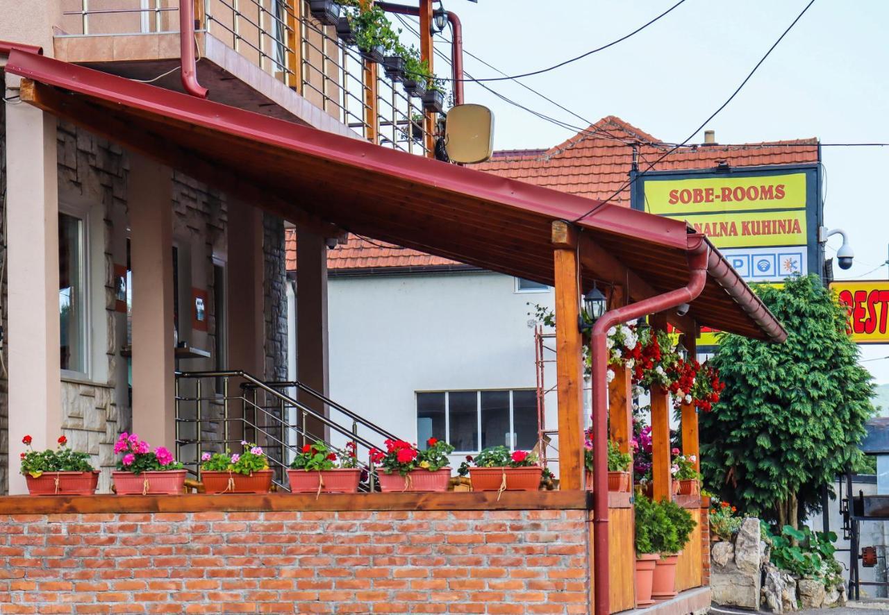 Restoran & Motel Manjez Bijelo Polje Eksteriør billede