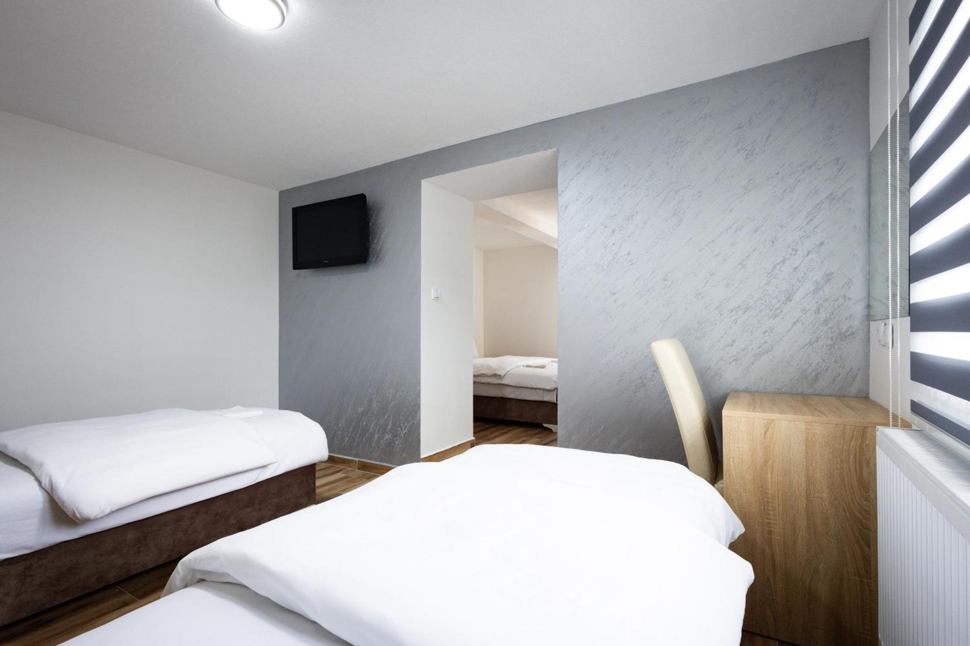 Restoran & Motel Manjez Bijelo Polje Eksteriør billede